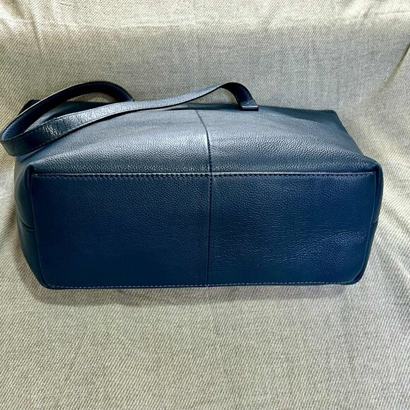 Tahari Blue Pebble Leather Zipped Tote Shoulder Bag - Picture 3 of 7